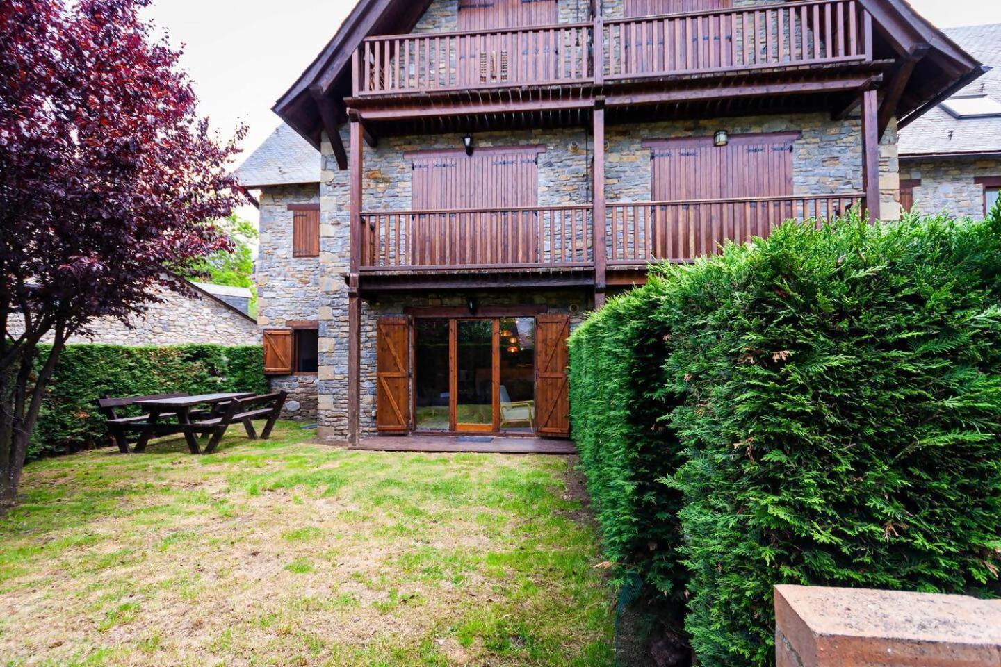 Espacioso Apartamento Con Jardin En Salardu Naut Aran Exteriör bild